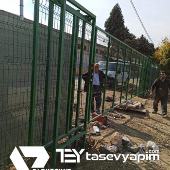 panel demir kapi surgulu4 350x350 Panel Tel Çit Kapı ve Ferforje Demir Kapı İşleri